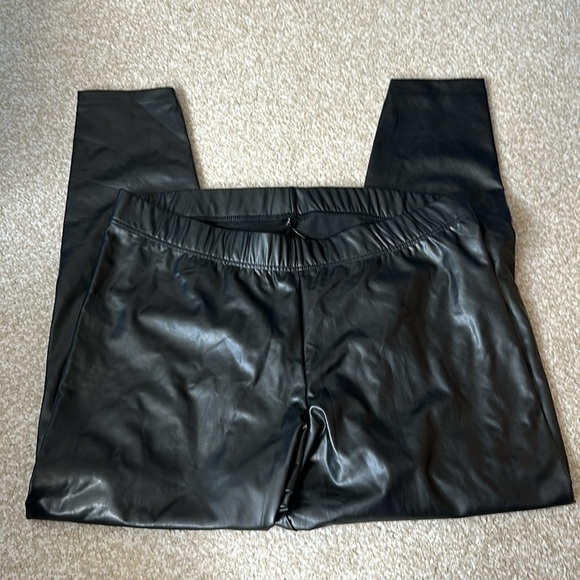 NWOT! High-Rise Black Faux Leather Leggings for Women 💛 - Picture 11 of 11